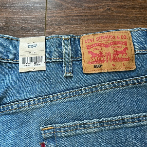 Levi's Men's Relaxed Jeans - Light Blue - Picture 7 of 9